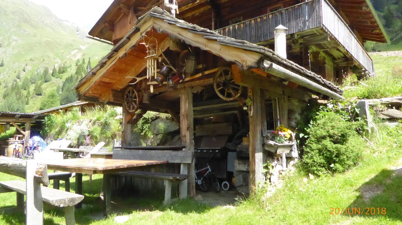 Berghuette Volkzeinerhuette Guest House Außervillgraten Eksteriør bilde